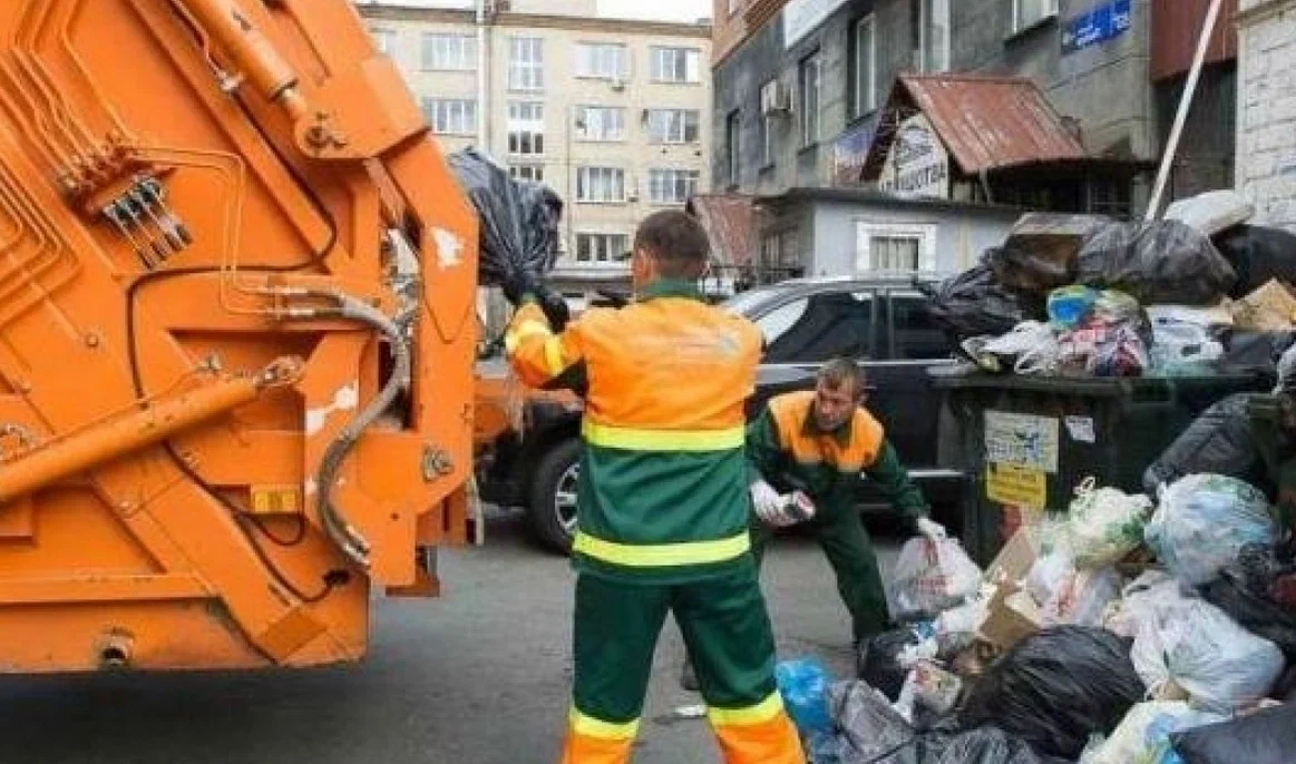Срочный вывоз мусора в Владимире от ПроМусор — заказ день в день от 2957 руб., грузчики, цена