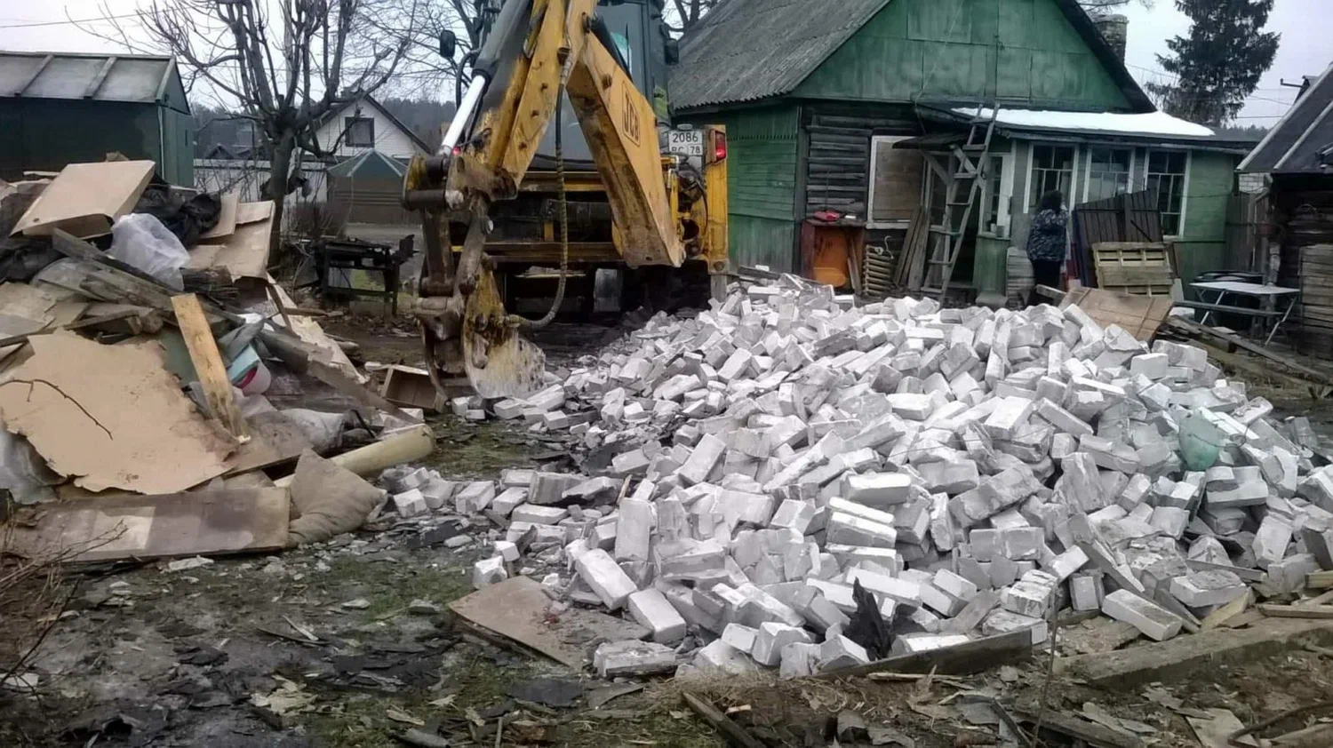 Вывоз мусора после сноса здания в Владимире от ПроМусор – цена от 5188 руб., утилизация и уборка стройотходов