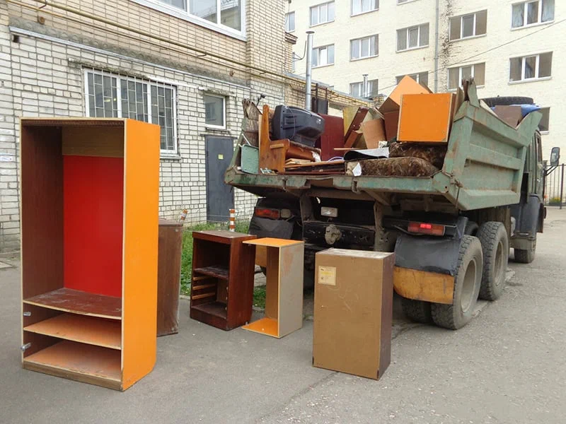 Вывоз шкафа в Владимире от ПроМусор — недорого, демонтаж, утилизация, вывоз из квартиры от 882 руб