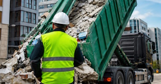 Вывоз строительного мусора в Владимире: услуги лицензированной компании — ПроМусор